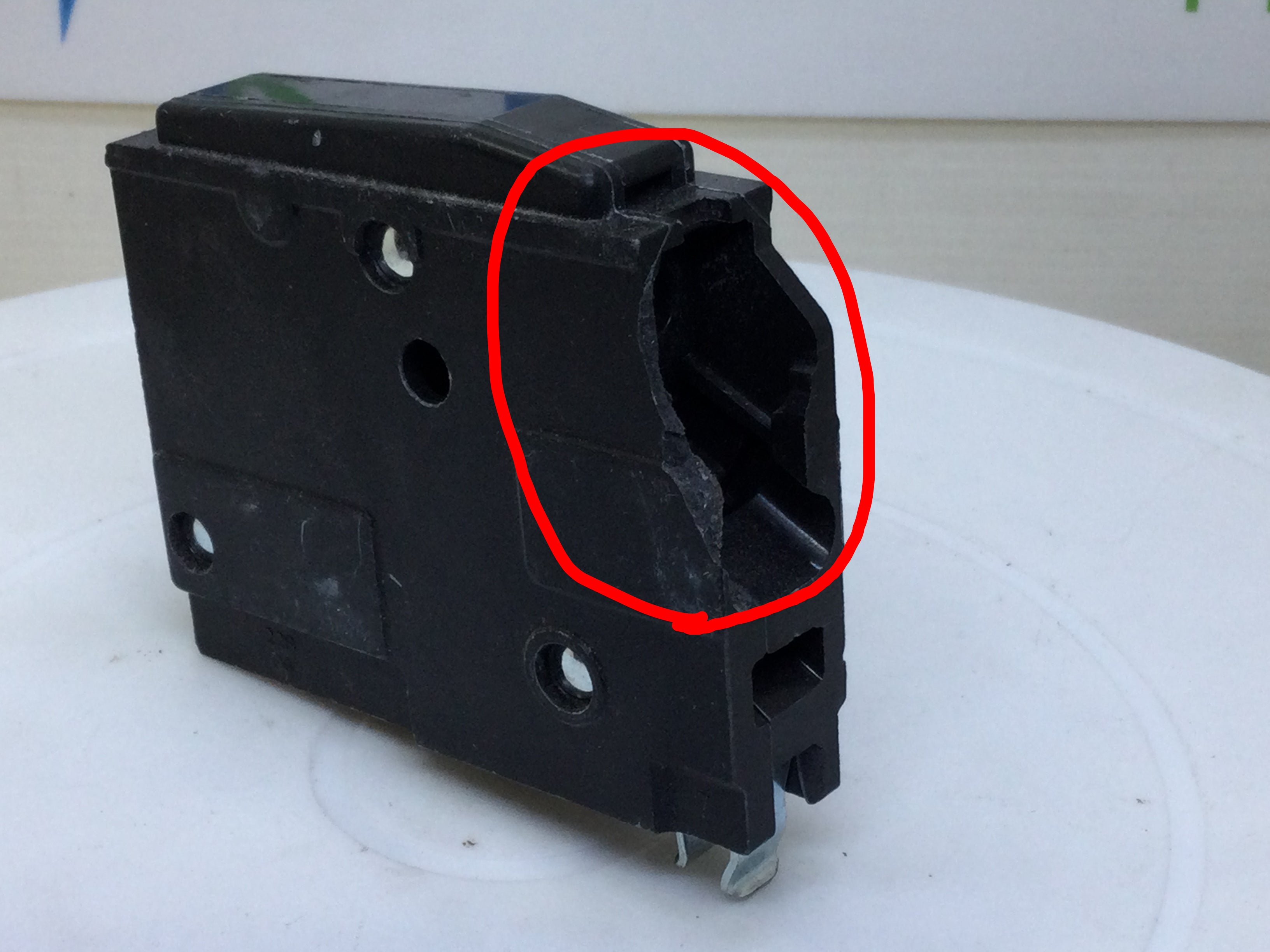 Llenadora de interruptor en blanco Square D QO1DB de 1 polo - Imagen 9 de 9