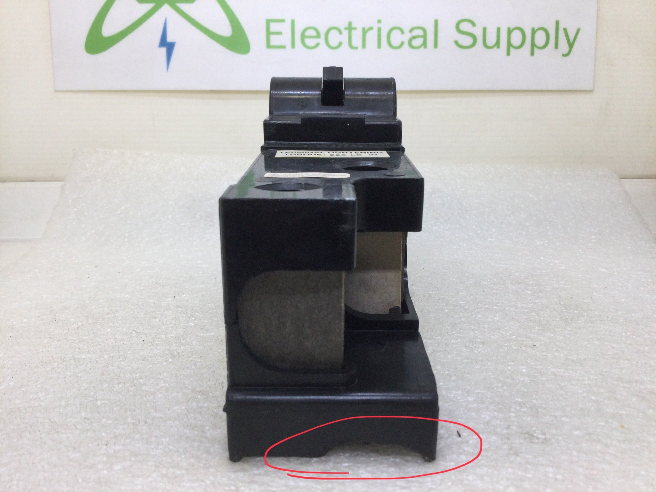 Interruptor Crouse Hinds MD2150V/MD2150TF alimentación superior 2 polos 150A 120/240V tipo MD-T - Imagen 7 de 7