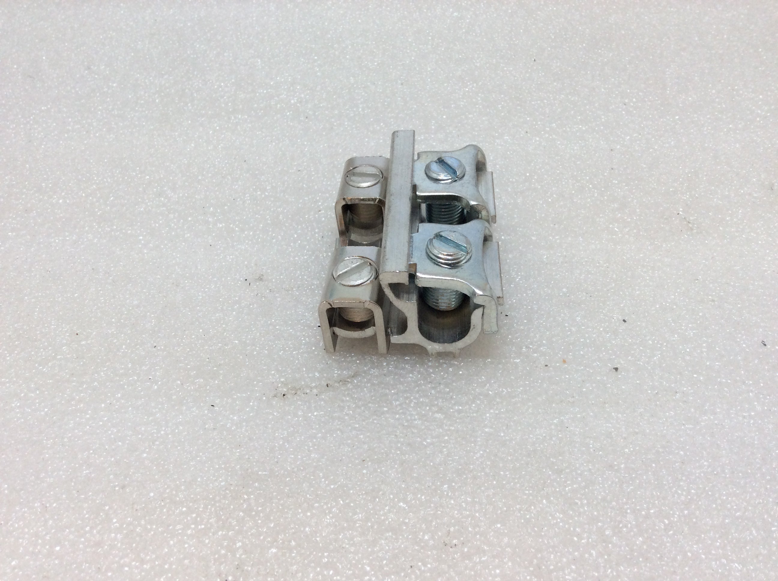 Anchor Meter Socket Replacement Neutral Bar/ Ground Bar 4 position Neutral Kit - Picture 10 of 11