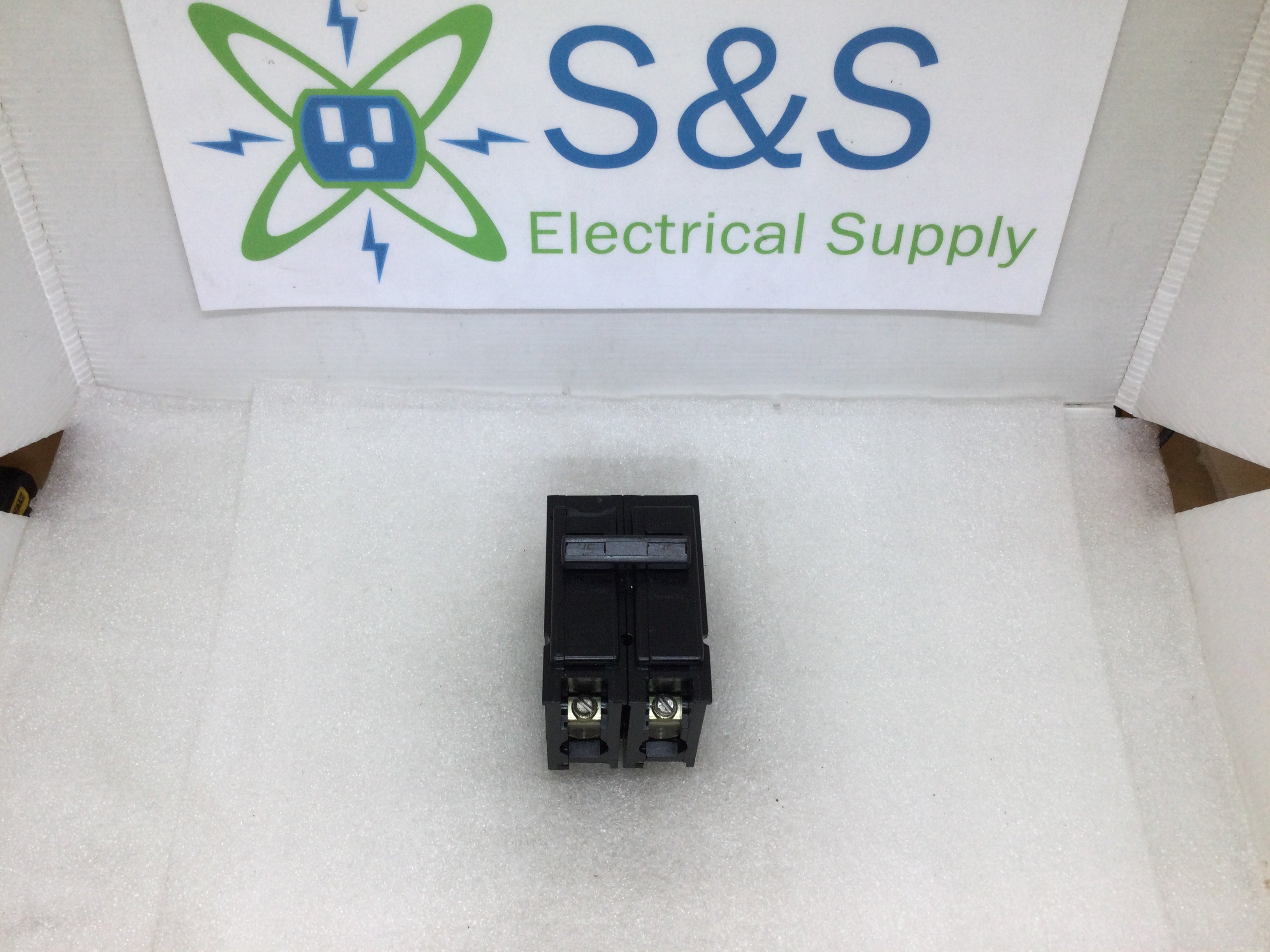 Challenger C245 2 Pole 45 Amp 120/240v Circuit Breaker - Picture 9 of 9