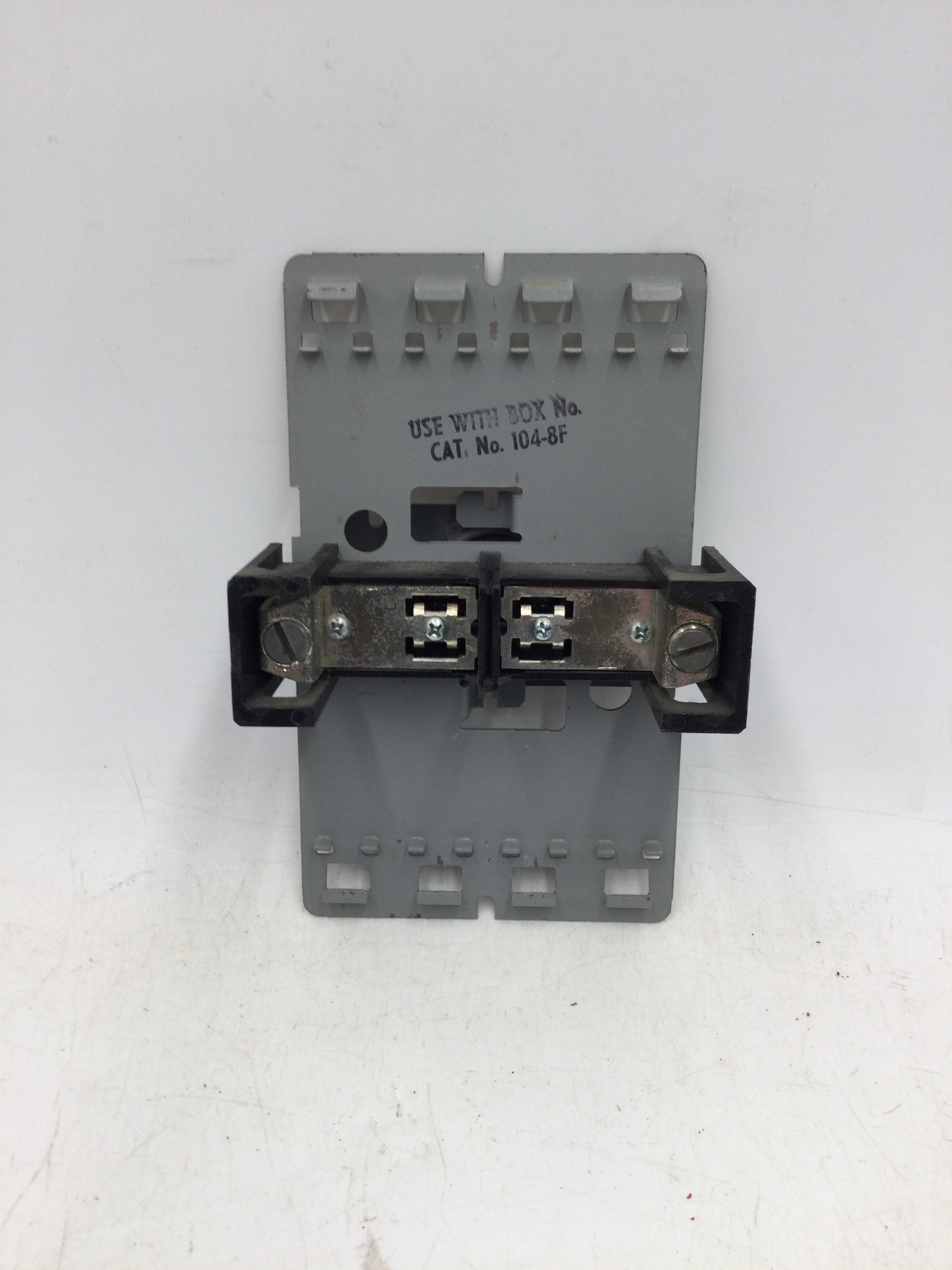 Federal Pacific/FPE 104-8F 4 Space 4 100A Type Stab-Lok (Guts Only) - 第 7/8 張圖片