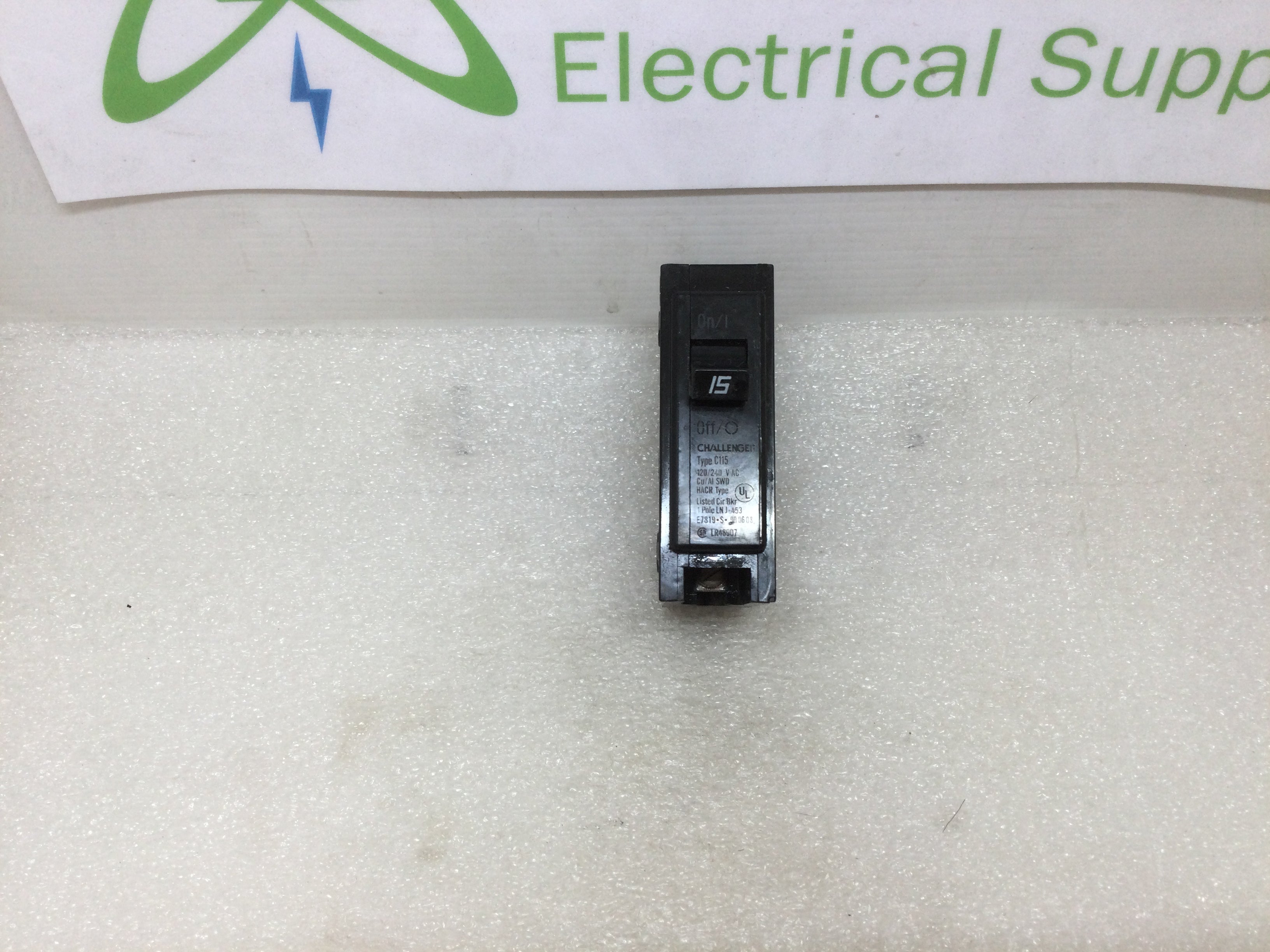 Challenger C115 1 Pole 15 Amp Type C Circuit Breaker 120/240V - Picture 10 of 11