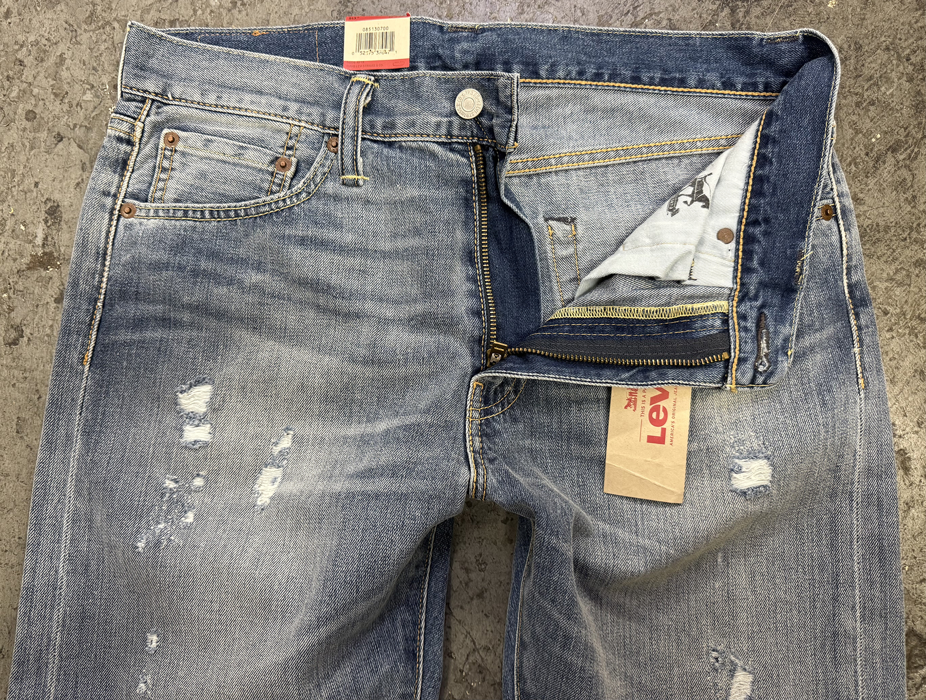 Levi's Men's Cotton 513 Slim Fit Straight Leg Stretch Faded Denim Jean Pants - Picture 9 of 14