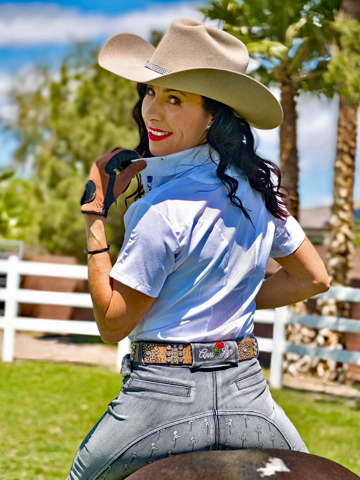 Anni Lyn Sportswear Women's Short Sleeve Ventilated Show Shirt - Picture 17 of 34