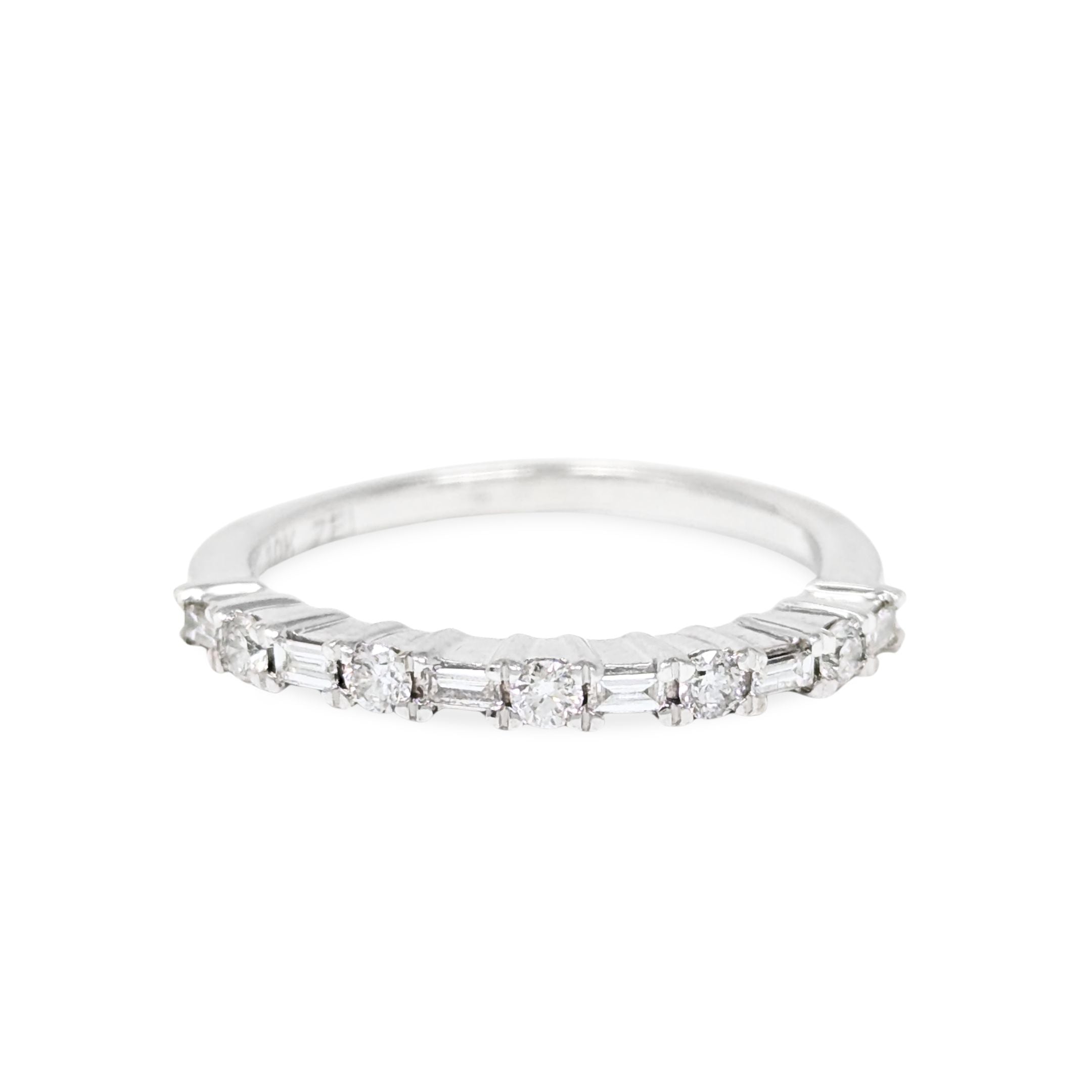 Rosigblau 10K Weißgold 0,25tcw Diamant Jubiläumsband - Größe 5,75 - Bild 1 von 7