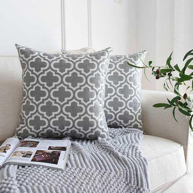 1 Piece Embroidered Geometric Cushion Cover - Picture 7 of 8