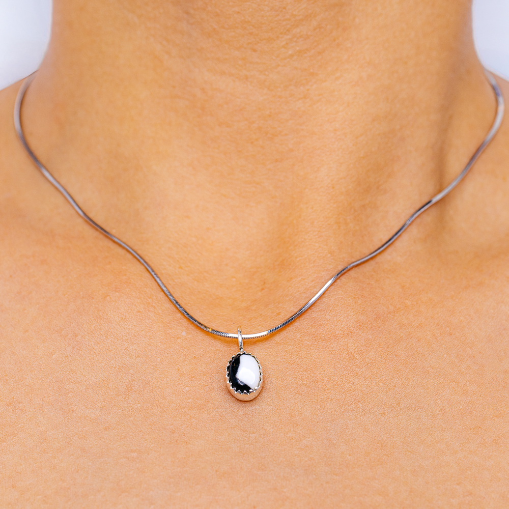 White Buffalo Turquoise Necklace 16″ (.925 Sterling Silver)