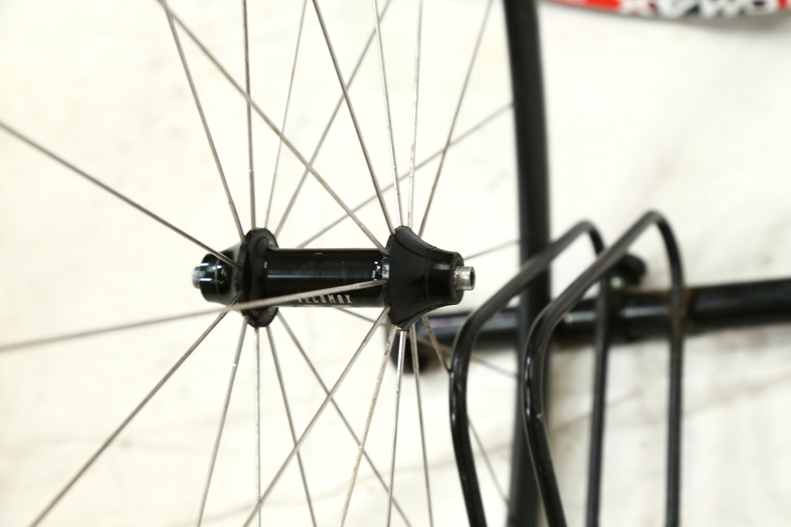 Velomax Circuit 700c Road Wheelset 10 Speed Aluminum Clincher Rim Brake