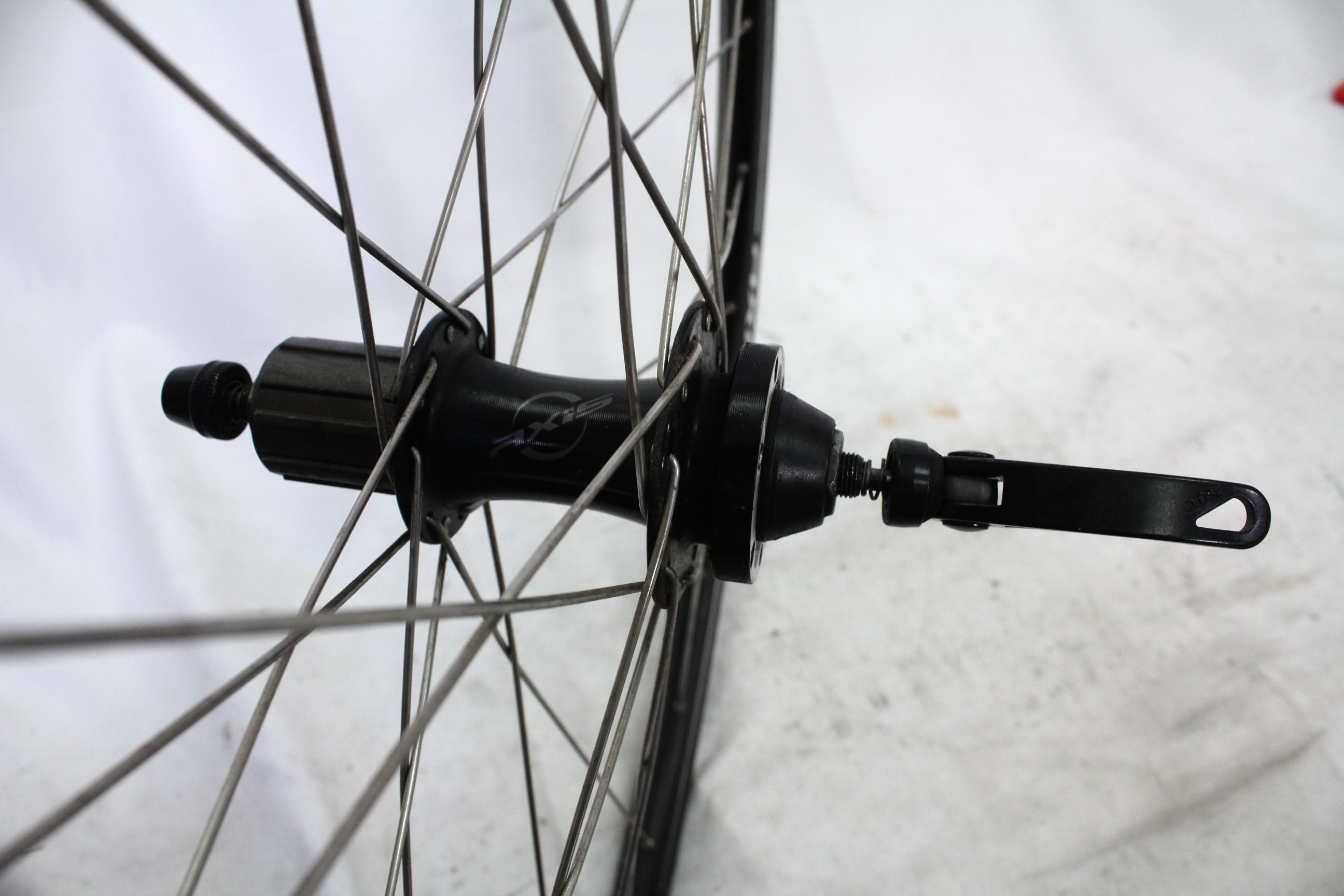 Axis Classic 700c Gravel Wheelset Aluminum Clincher 10 Speed Shimano