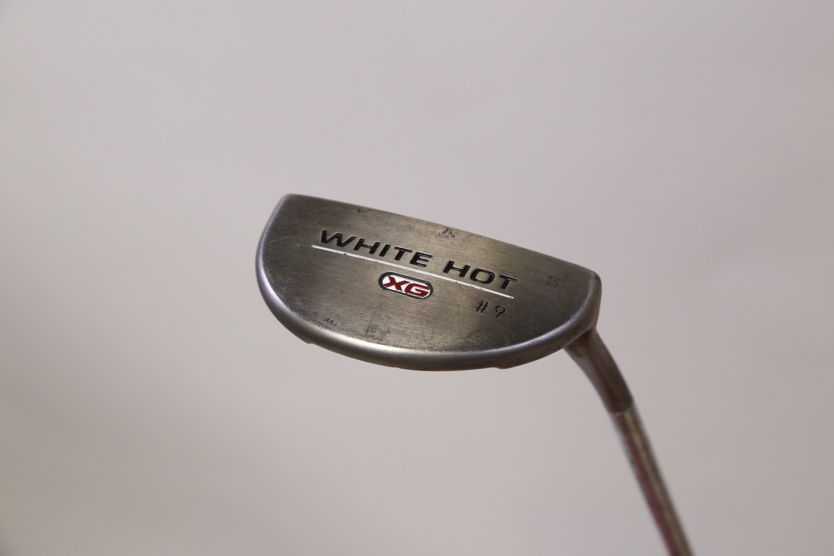 Odyssey White Hot XG 9 Putter 32.5 in Right Handed Steel Shaft