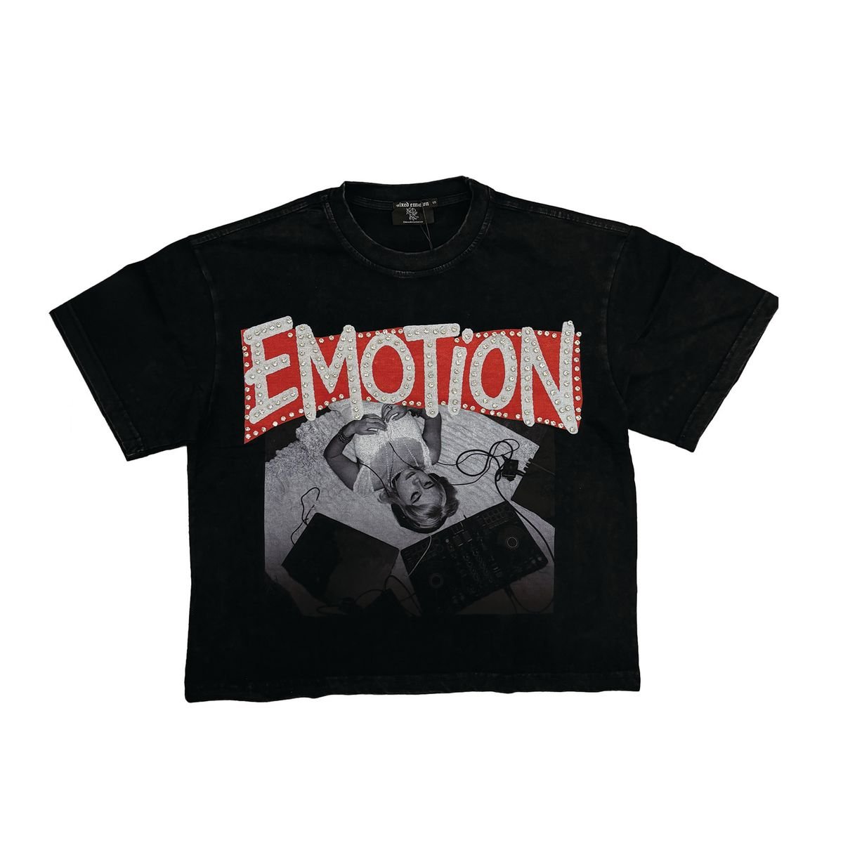 Mixed emotion tunes t-shirt – Capture the complexity