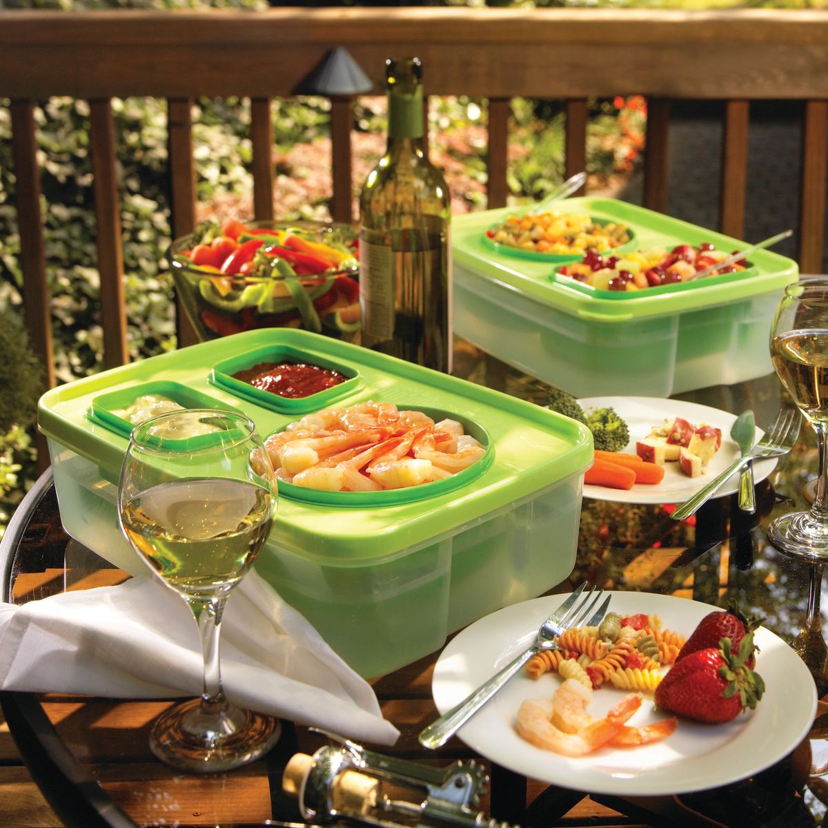 Chill Out and About Server 14 pc Set