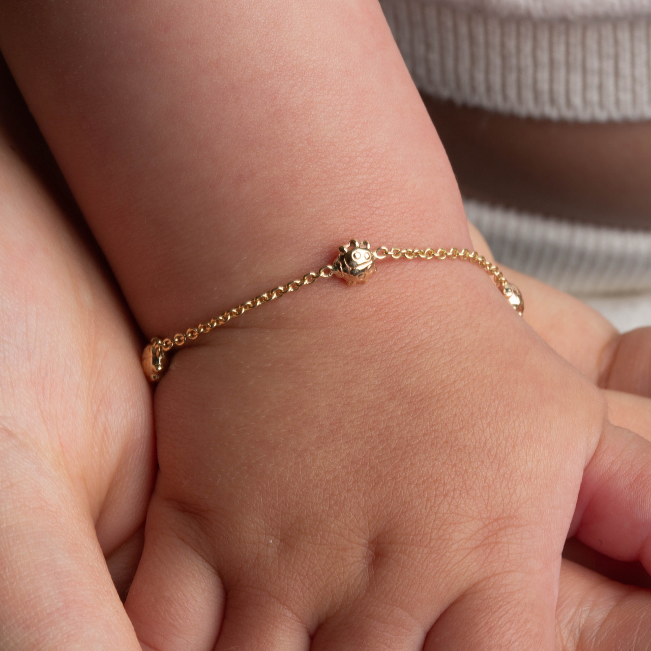14K Yellow Gold Ladybug Nature Charm Baby Bracelet detailed image 2