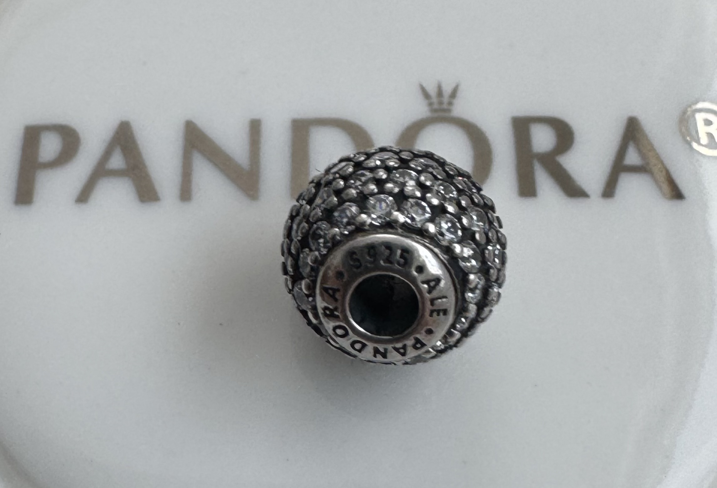 Authentic Pandora ESSENCE Generosity Charm #796048CZ | eBay