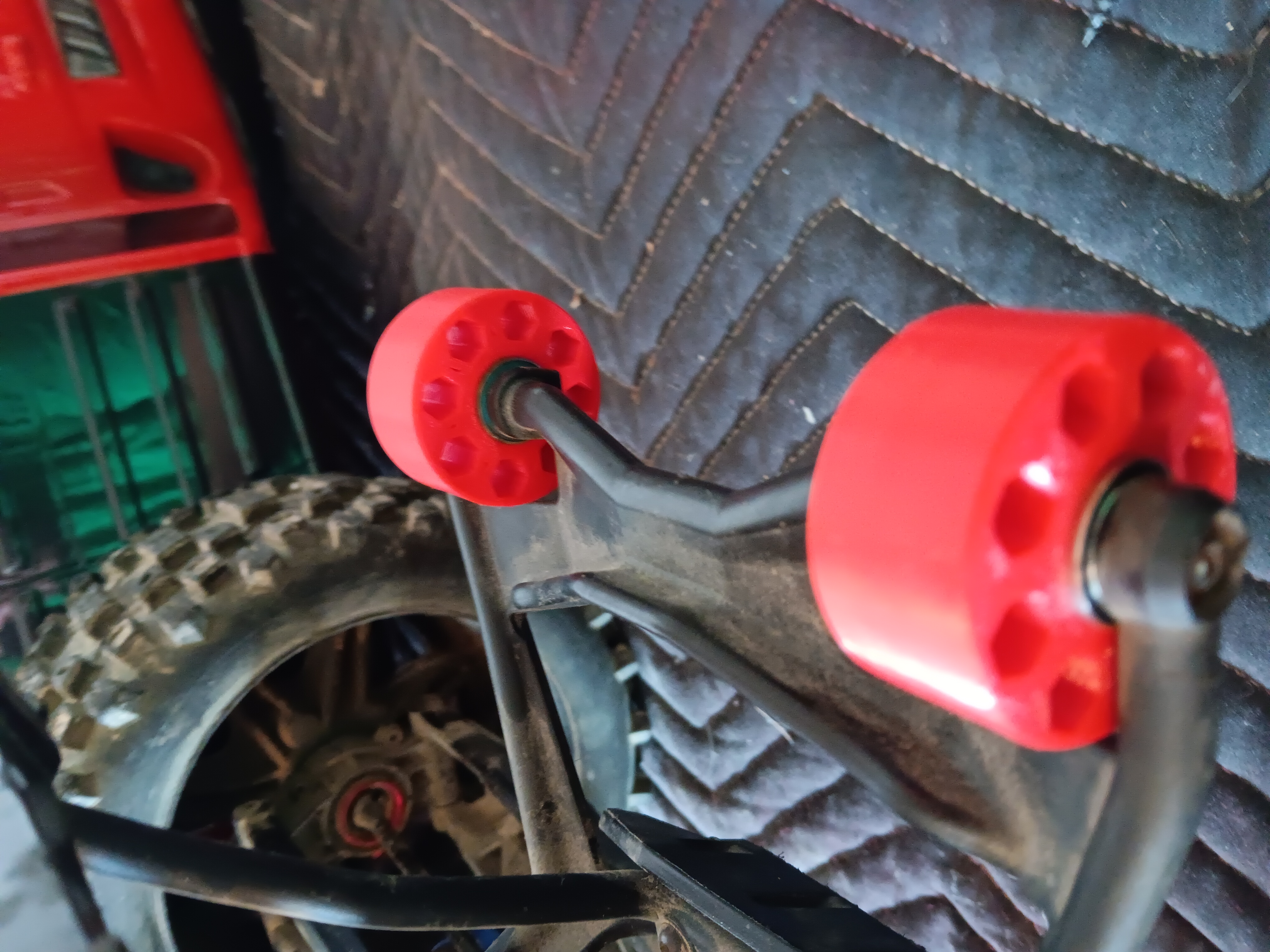Wheelie Bar Wheels (w/ Bearings) - Compatible w/ Traxxas X-Maxx, XRT & More - Picture 9 of 11
