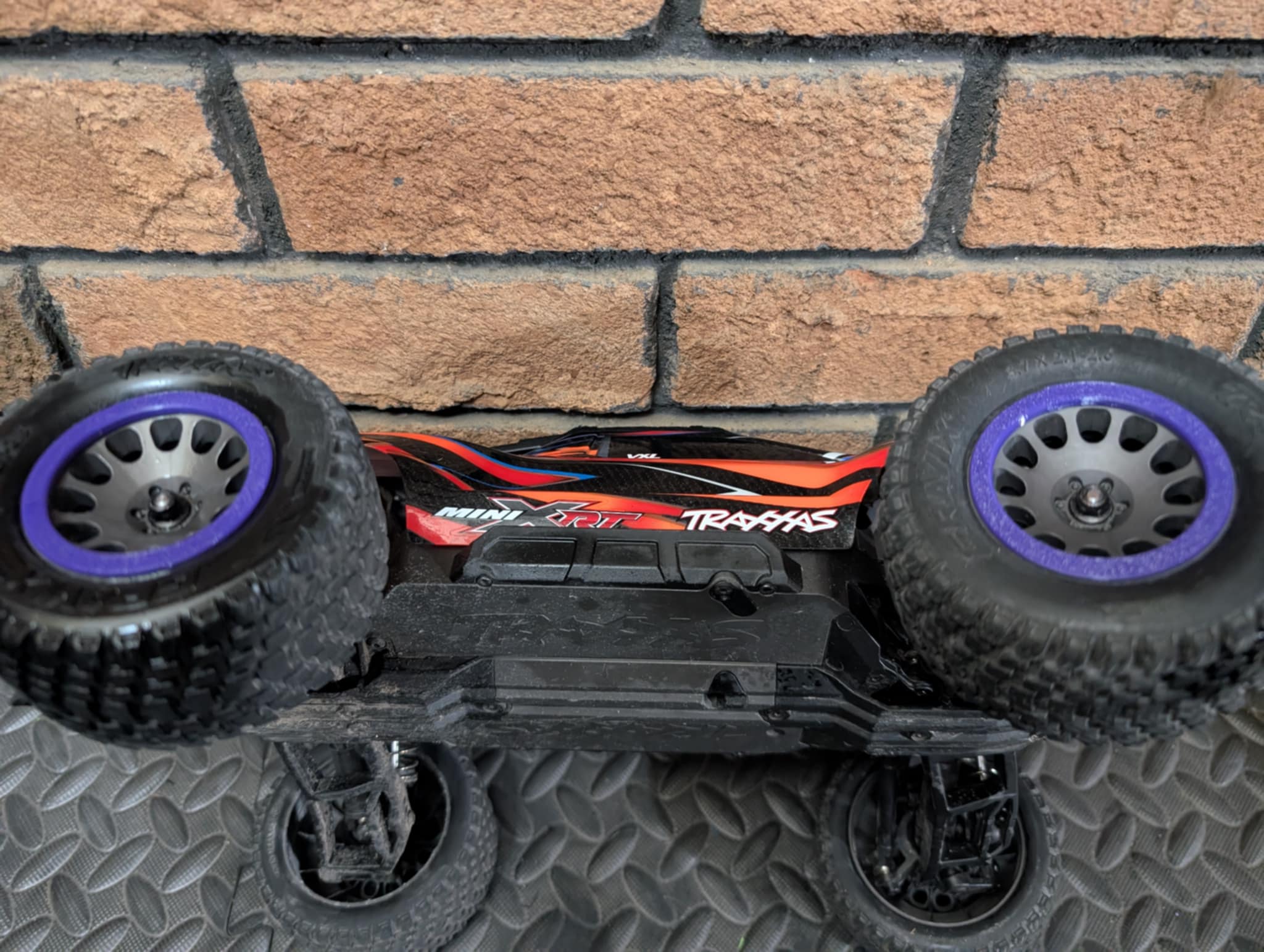 Anelli Beadlock - Compatibile con Traxxas Mini XRT Gravix - Foto 12 di 12