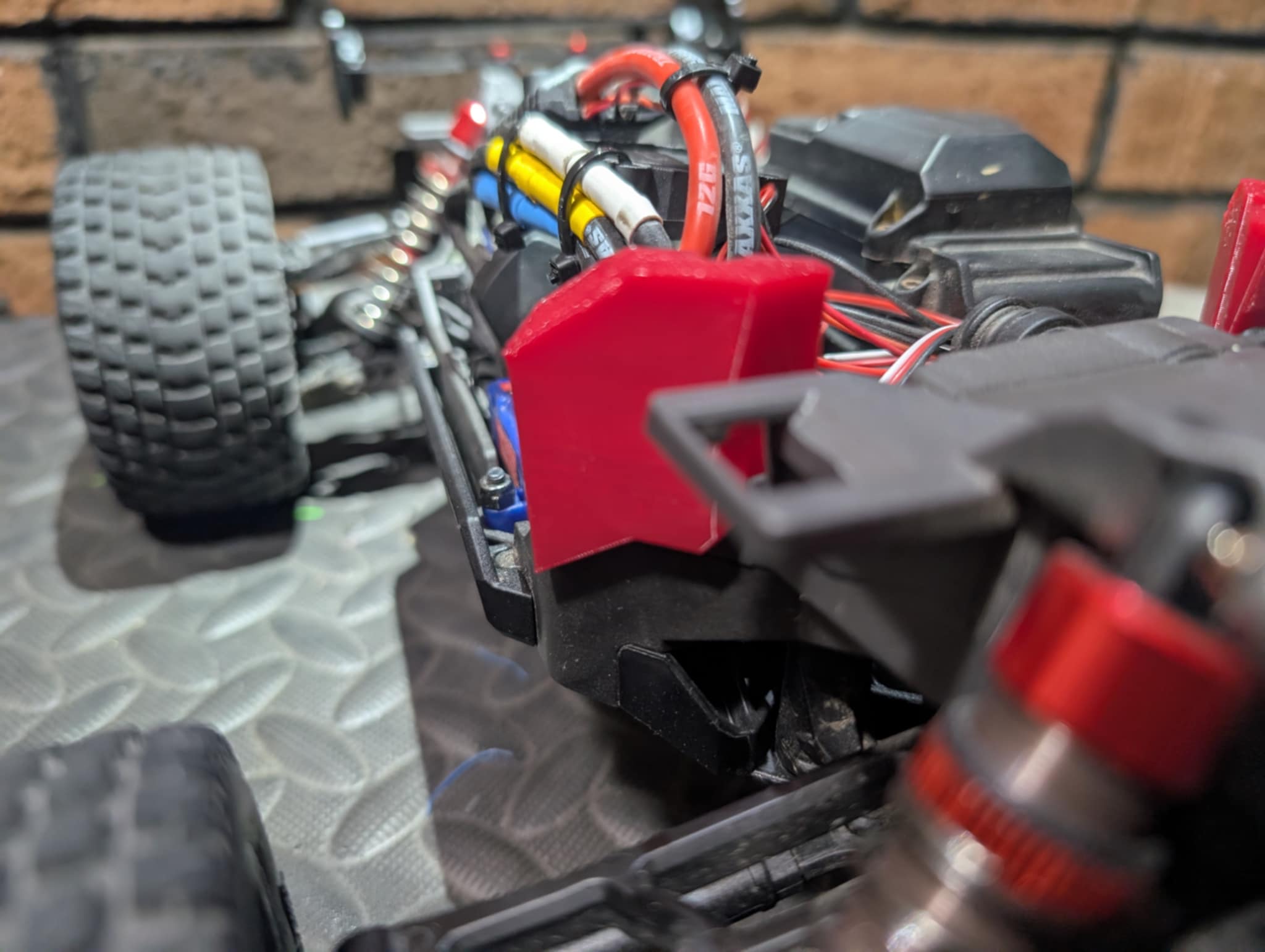 Guardabarros de chasis - Compatible con Traxxas Mini XRT - Imagen 9 de 11