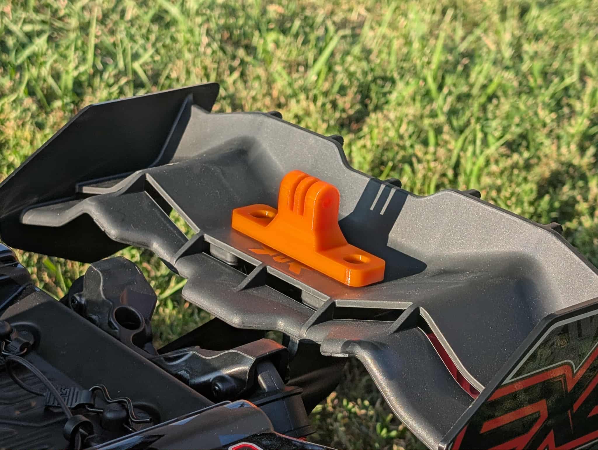 Go Pro Wing Mount - Compatible w/ Kraton 8S - Picture 11 of 15