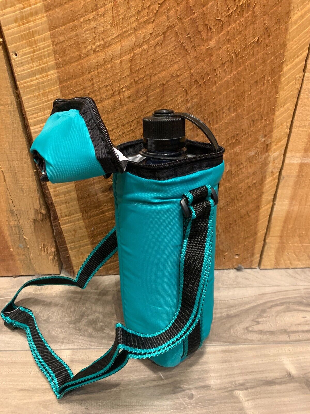 Thermos Sport Bottle Soft Cooler - Imagen 11 de 11