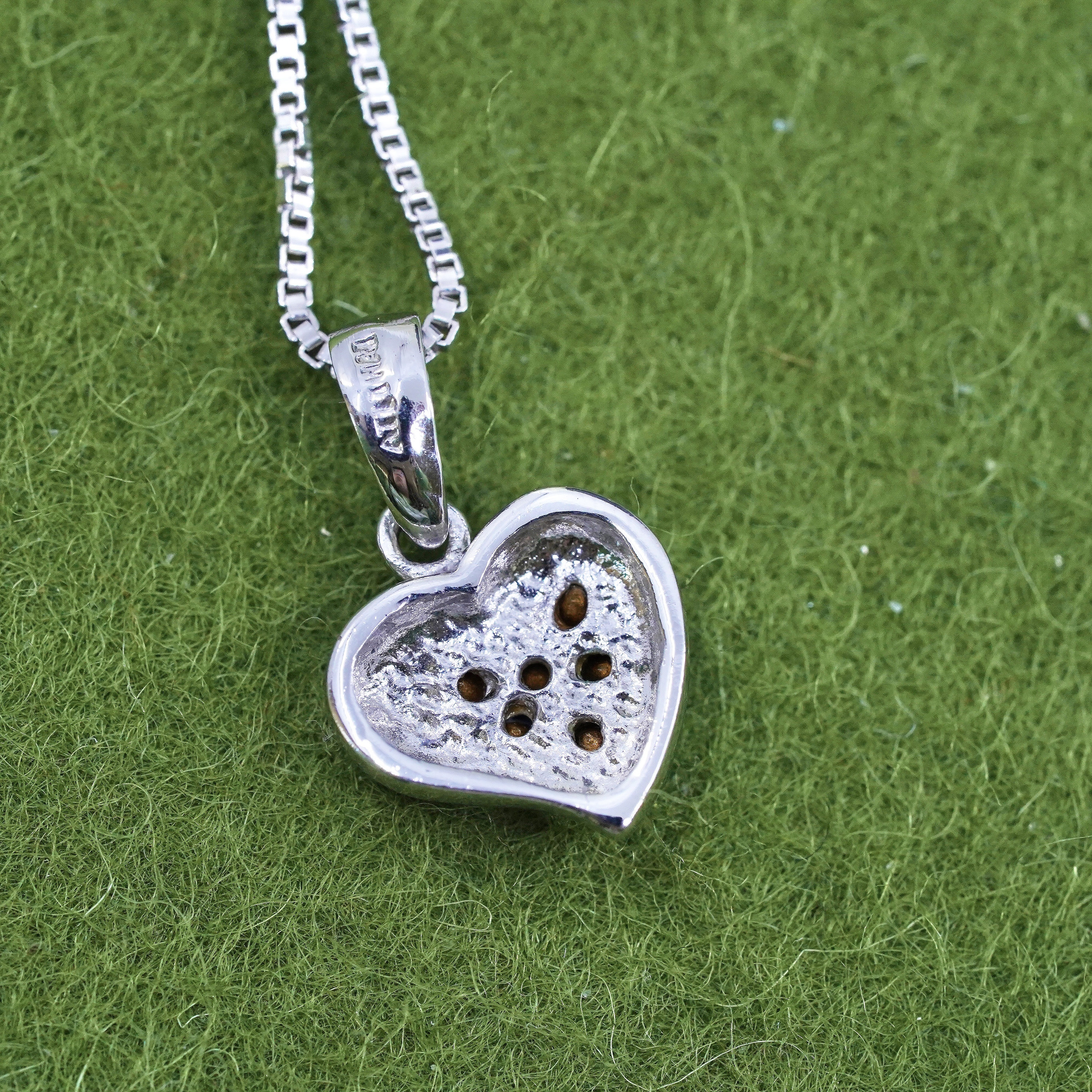 16”, Vintage sterling silver box chain necklace with cluster Cz heart pendant detailed image 4