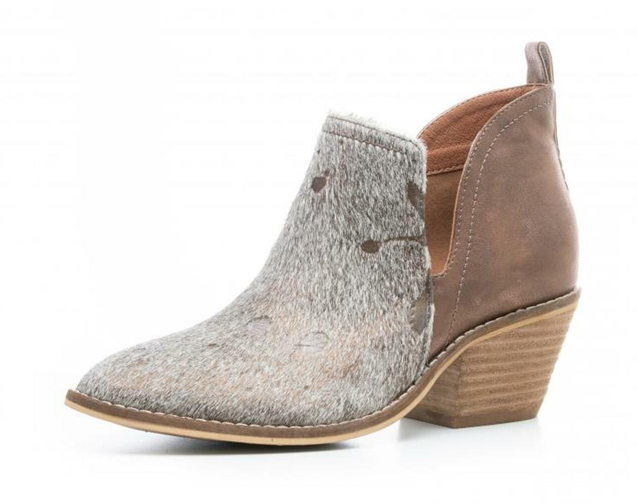 Corkys Womens Limitless Hair-on Ankle Booties - Picture 8 of 15
