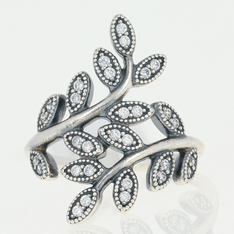 anello pandora foglie luccicanti anello pandora foglie luccicanti