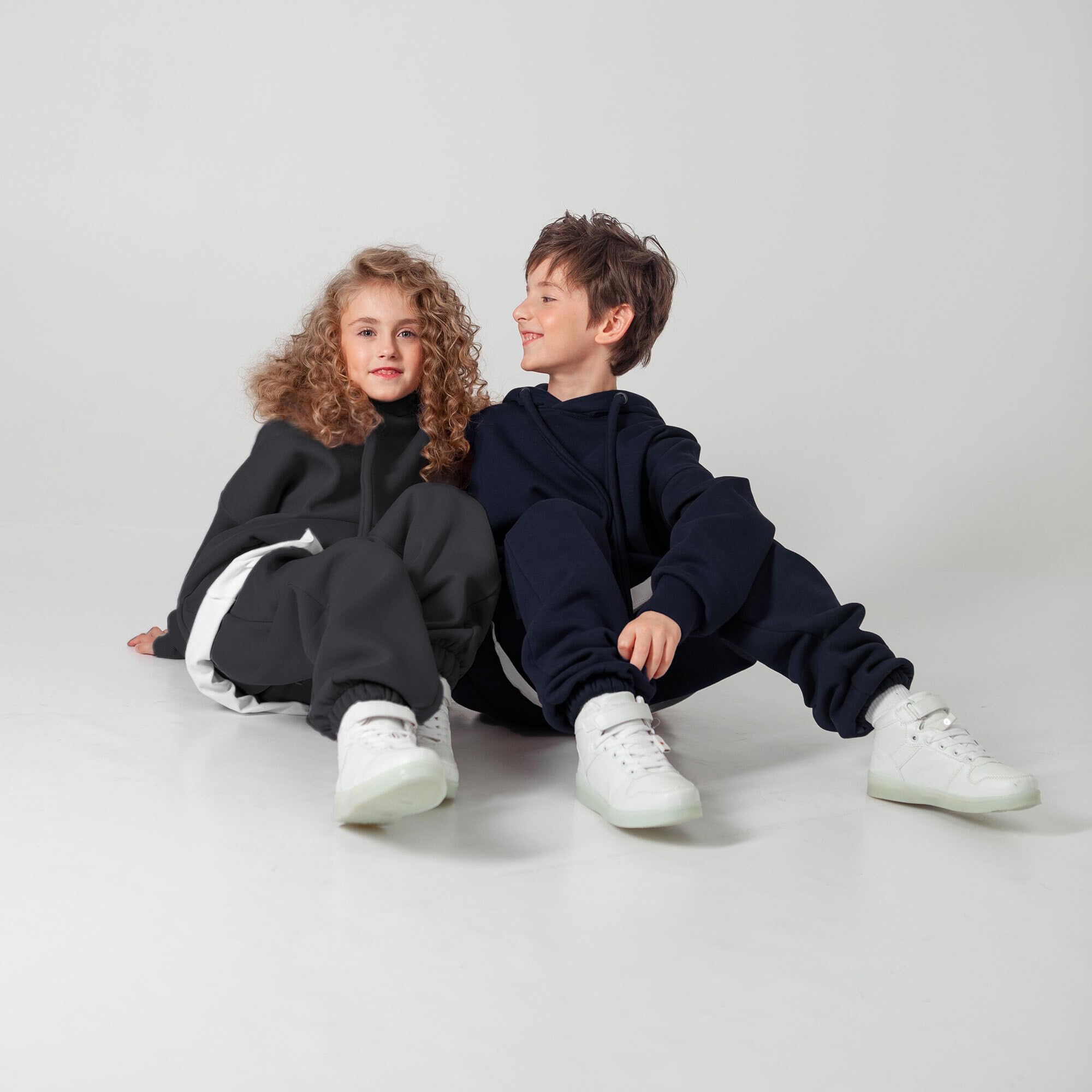 Yacht & Smith 36 Pack Kids Jogger Bulk Sweatpants, Comfy Lounge Joggers for Kids - Picture 23 of 24